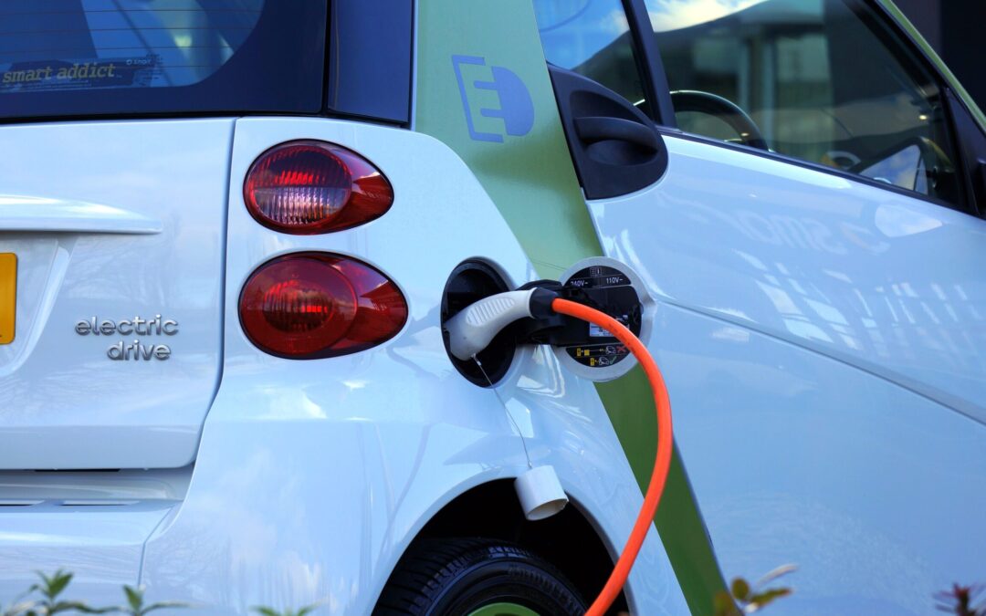U.S. sales of electric vehicles up 60%, setting new record
