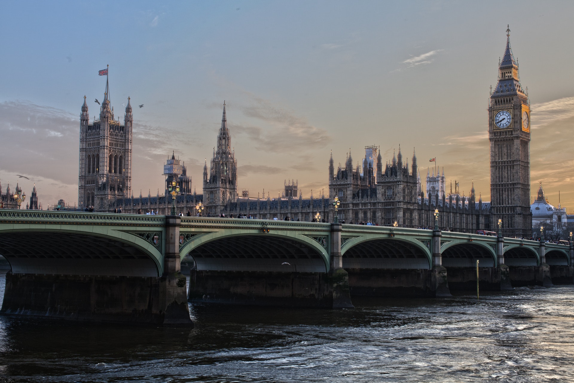 The image shows Westminster and the Houses of Parliament where decisions on UK renewable energy is made.