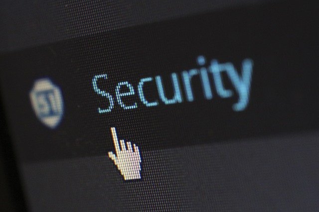header image - cyberbreaches with mouse over security text