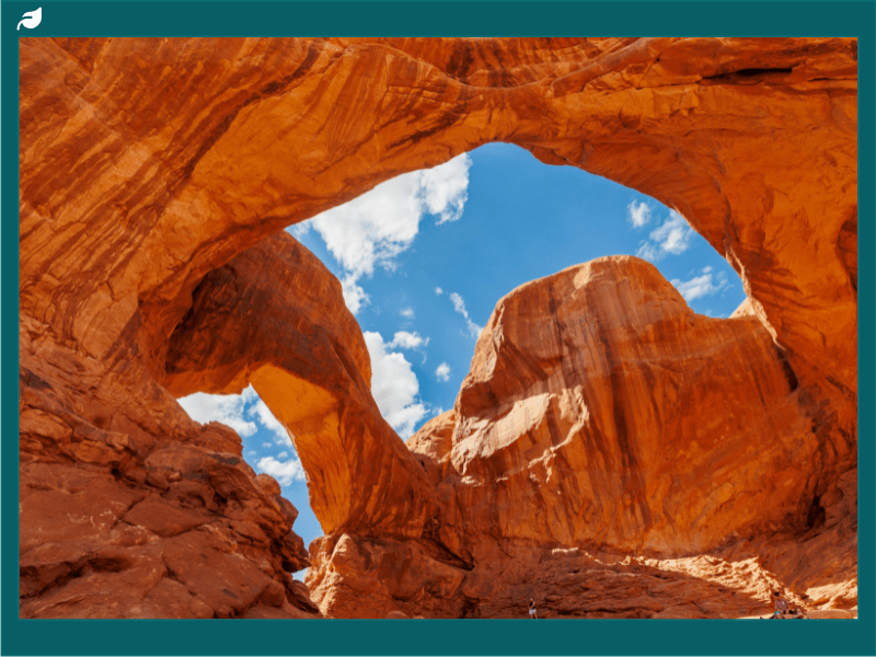 Sandstone arch window in Utah canyon country
