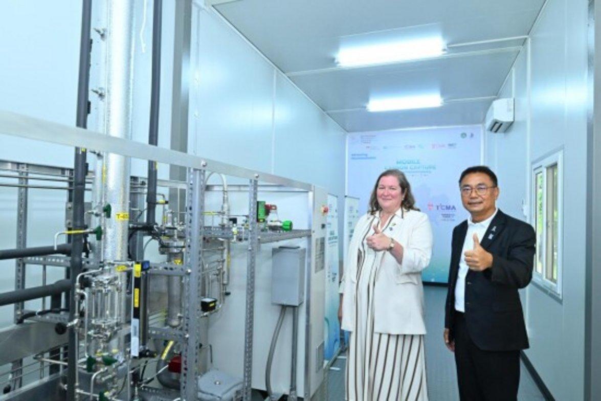 TCMA and Canadian partners celebrate the Mobile Carbon Capture Unit pilot at a Saraburi cement facility.
