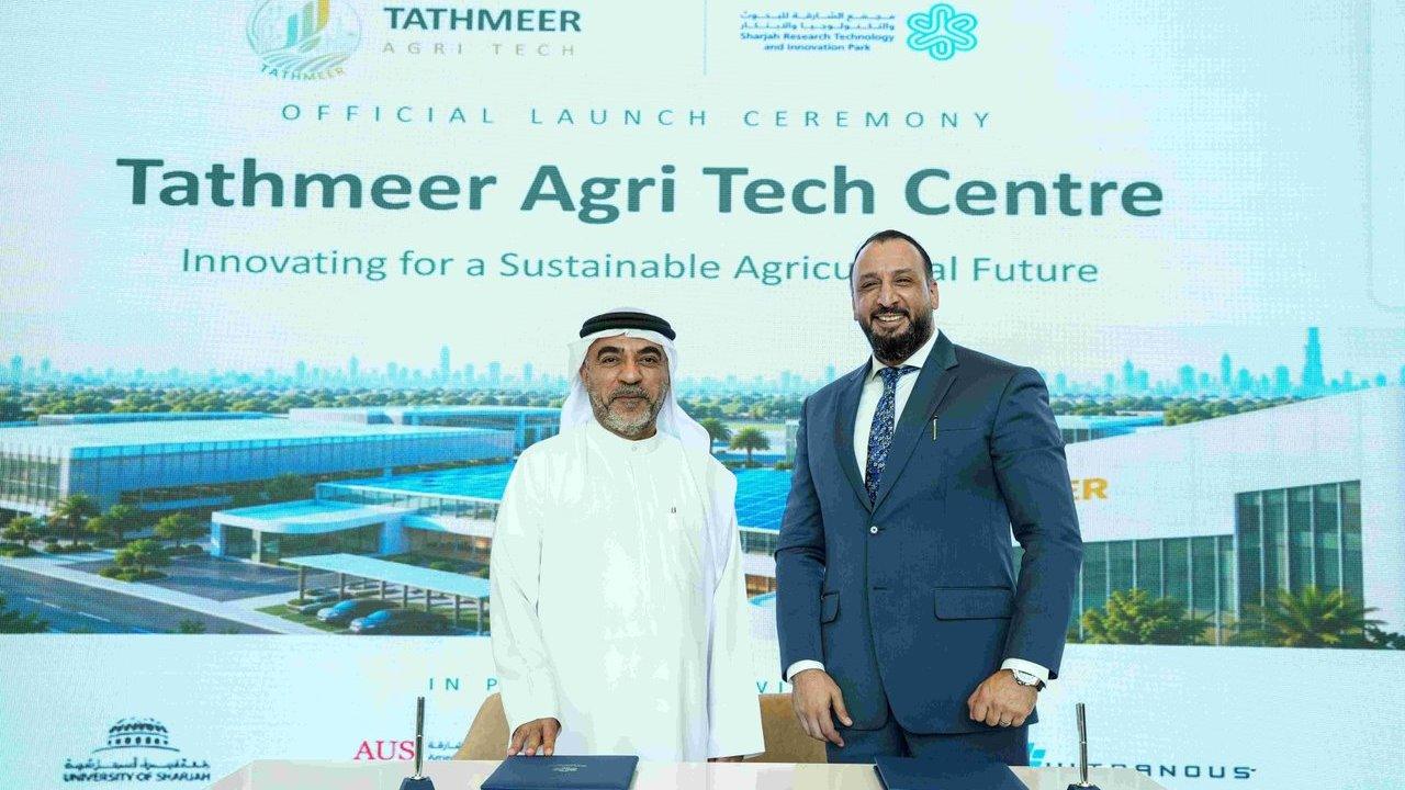 Hussain Al Mahmoudi (L) and Layth Dwairi at the Tathmeer Agri Tech Centre launch ceremony.